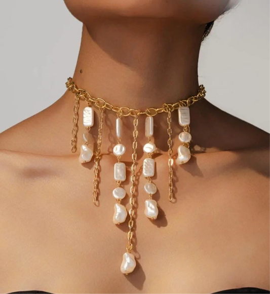 Moon Pearl Necklace