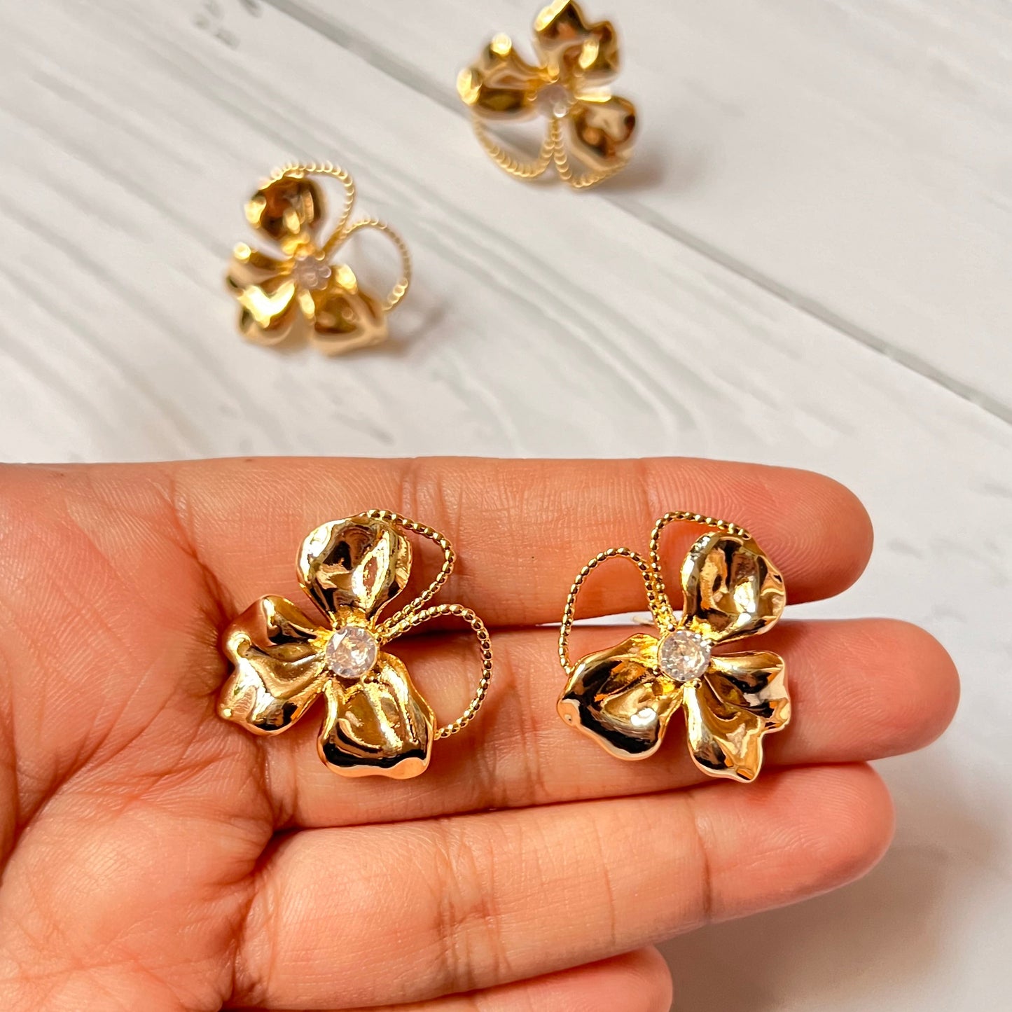 Femella Studs