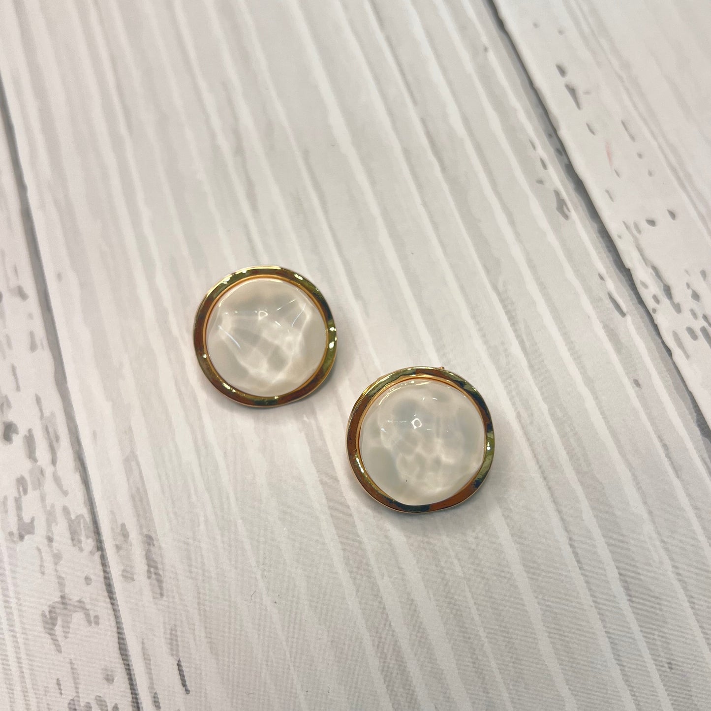 Bubble Studs