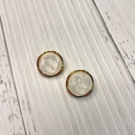 Bubble Studs