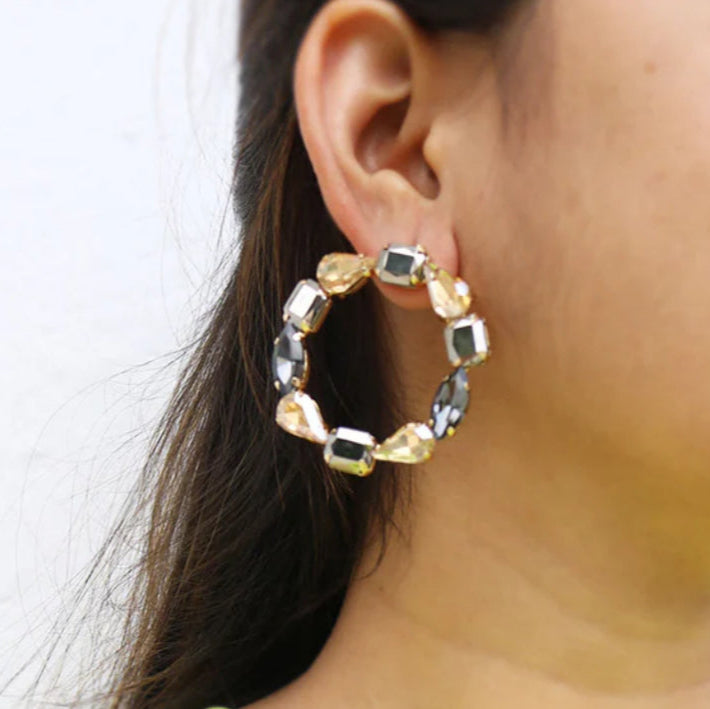 Meera Studs