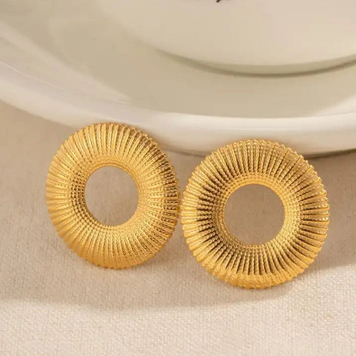 Circle Up Studs
