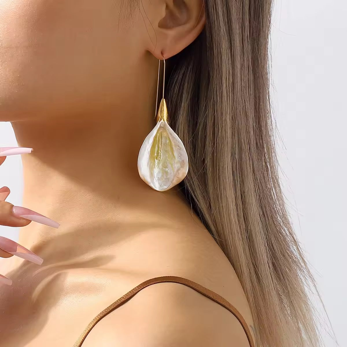Alex Petal Earrings