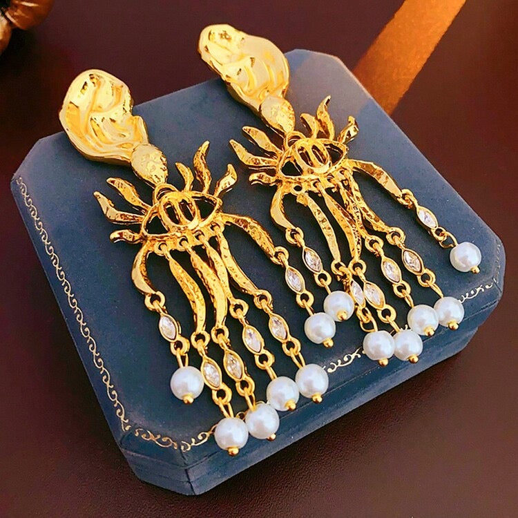 Golden Gaze Earrings