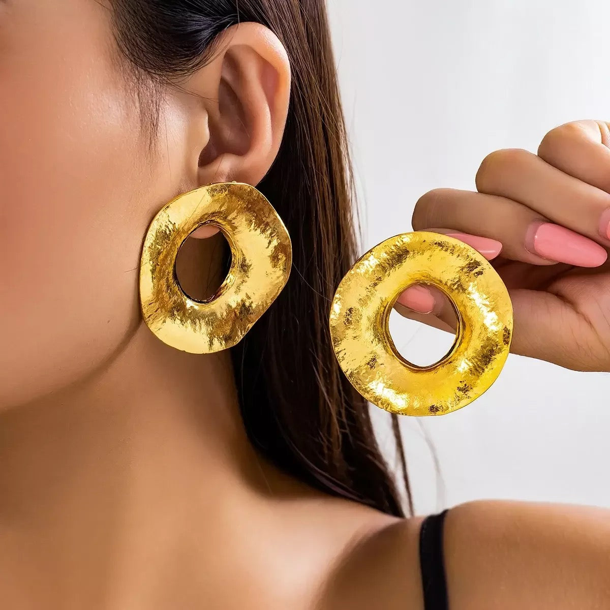 Hazel Studs