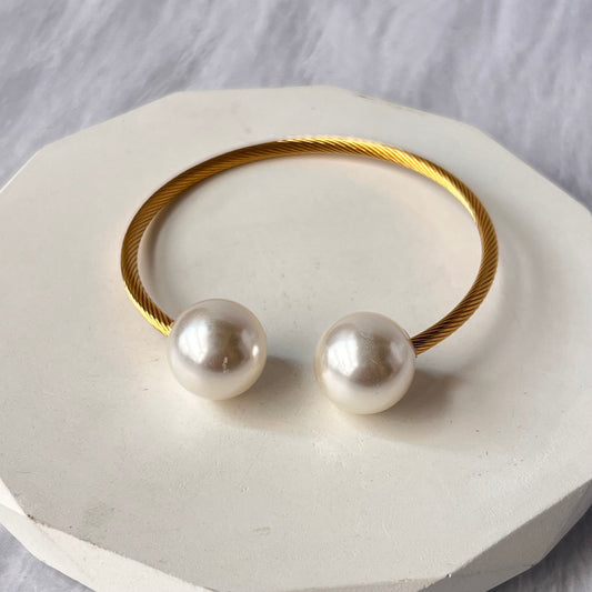 Pearl Cuff