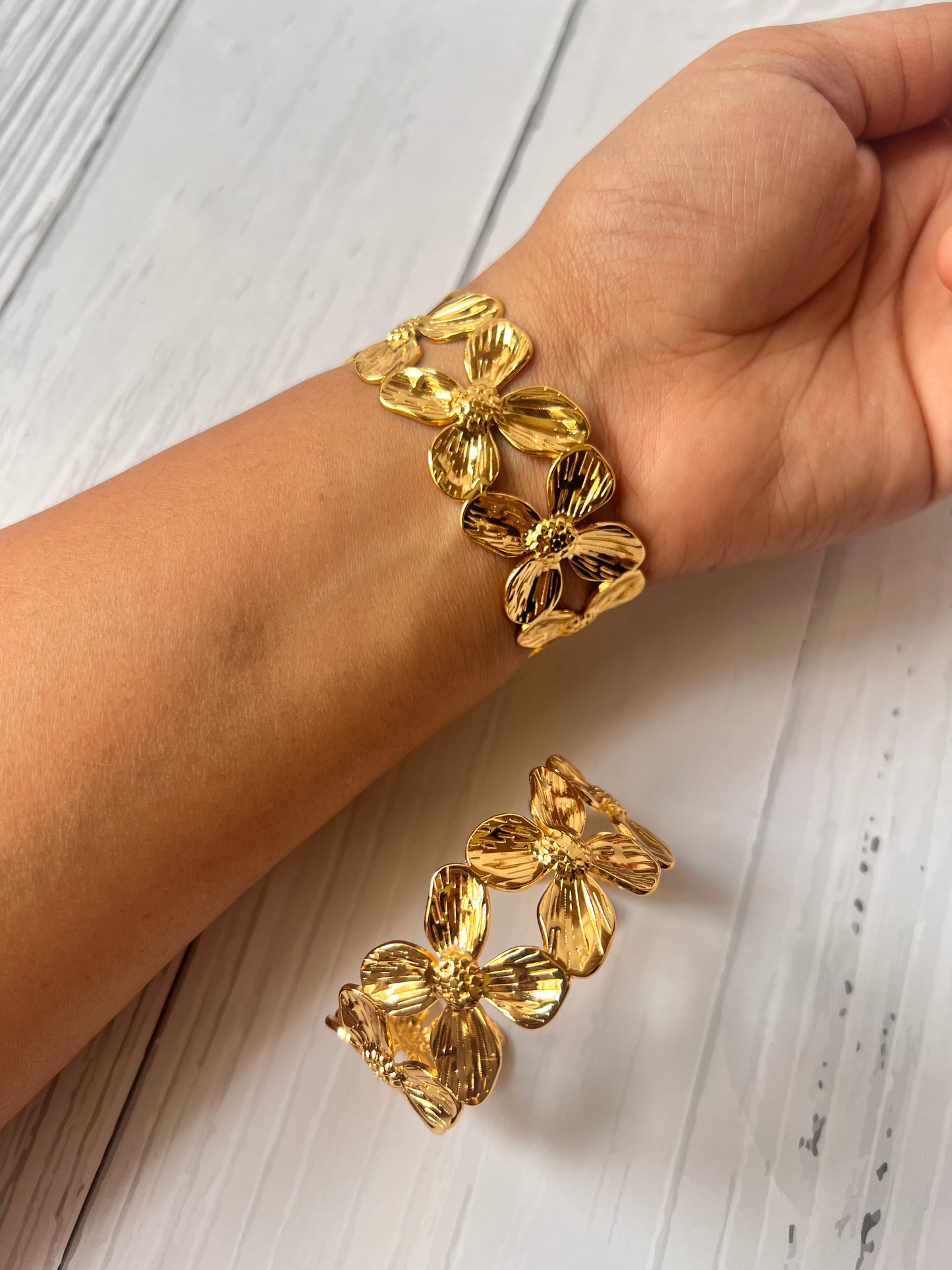 Petal Cuff
