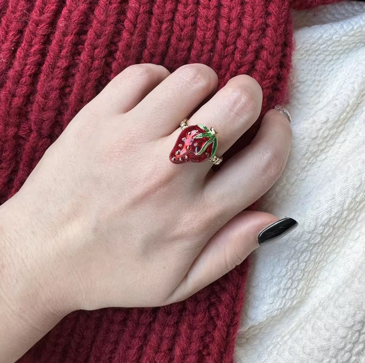 Strawberry Ring