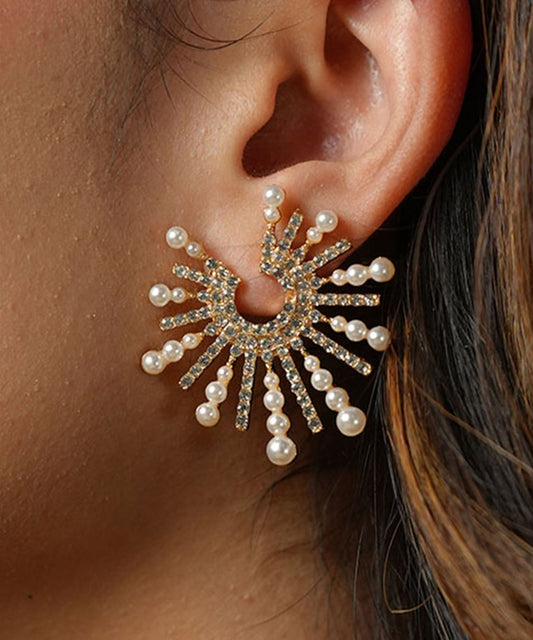 Kriti Pearl Earrings