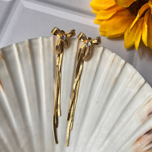 Femme Bow Danglers