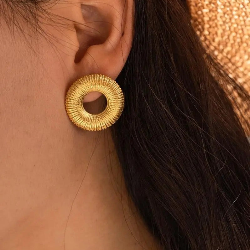 Circle Up Studs