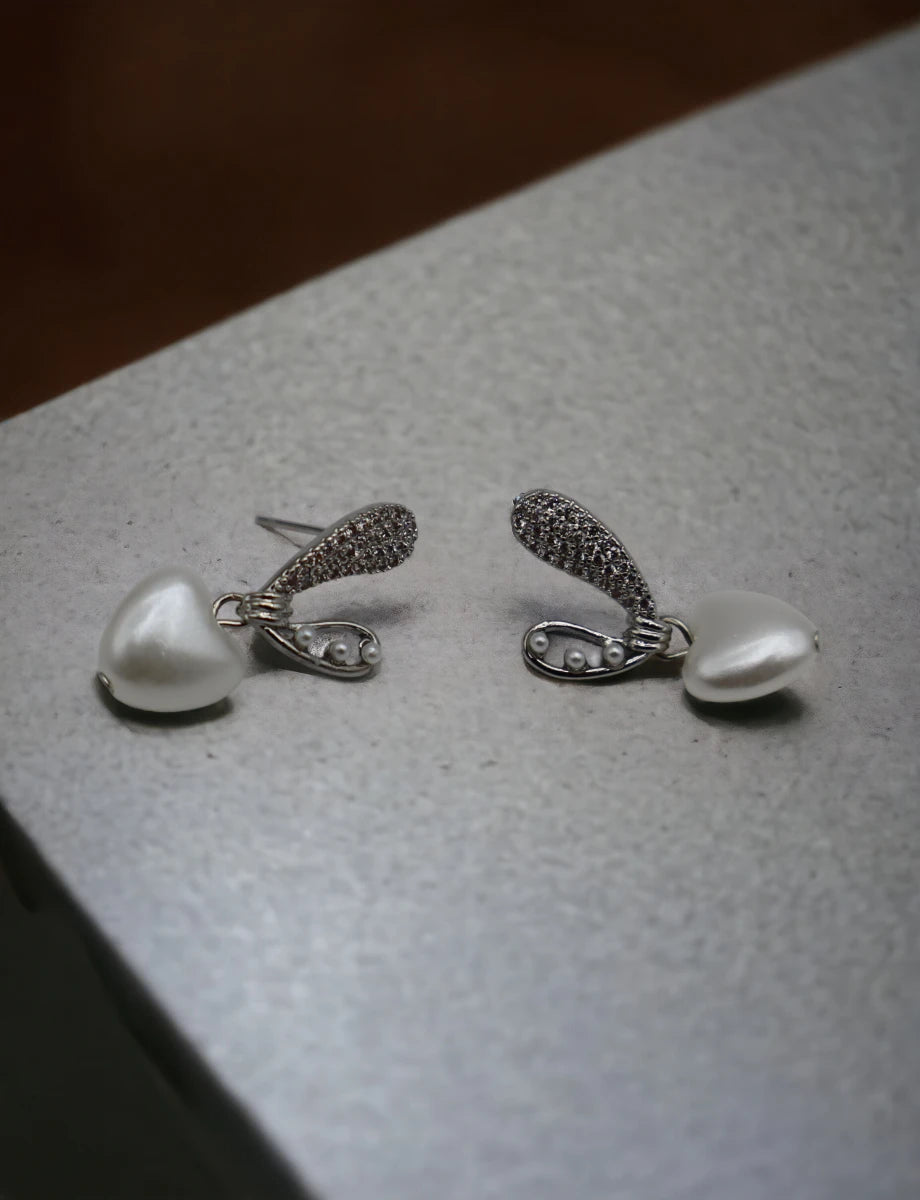 Tiny Heart Earrings