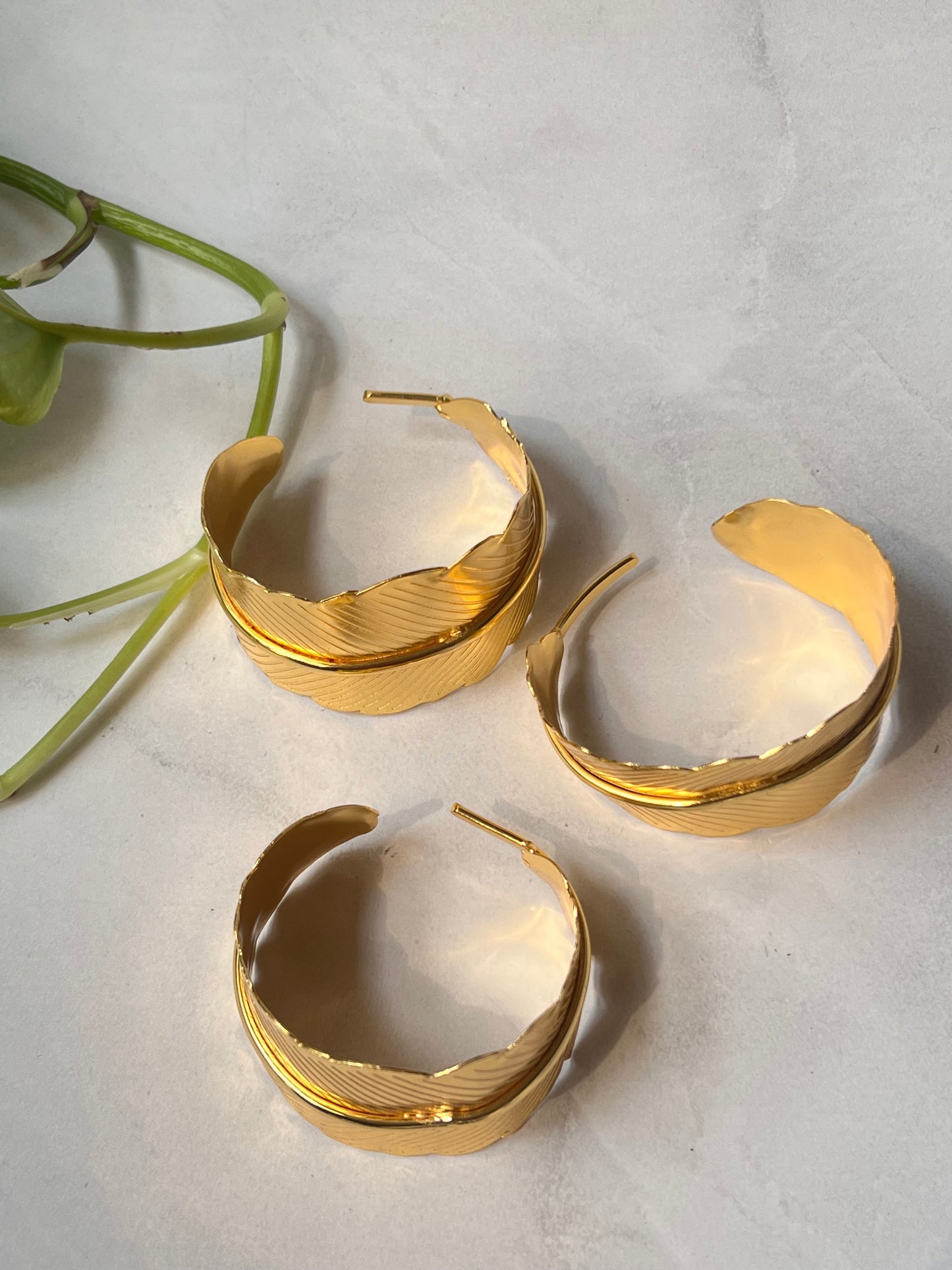 Leafy Brass Hand Cuff