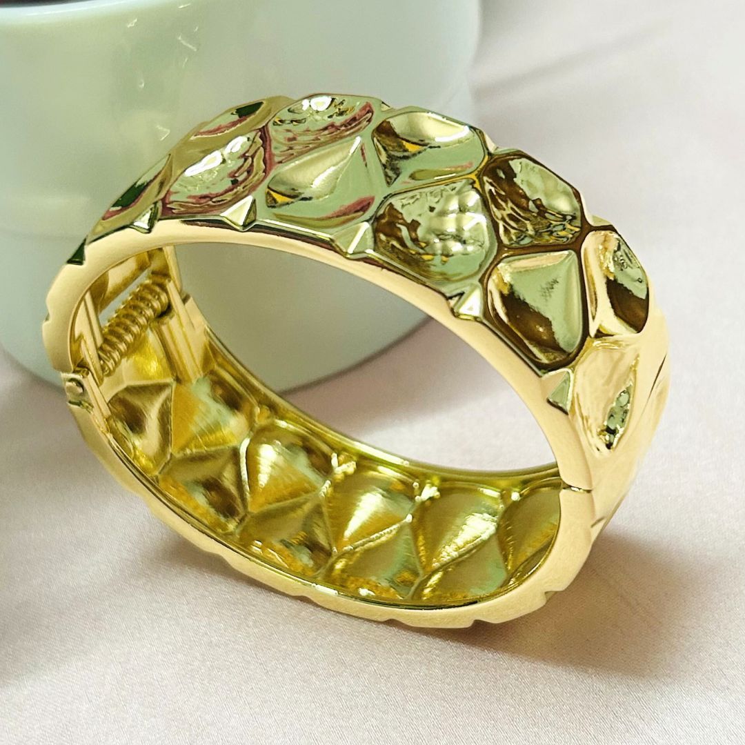 Amaze Cuff