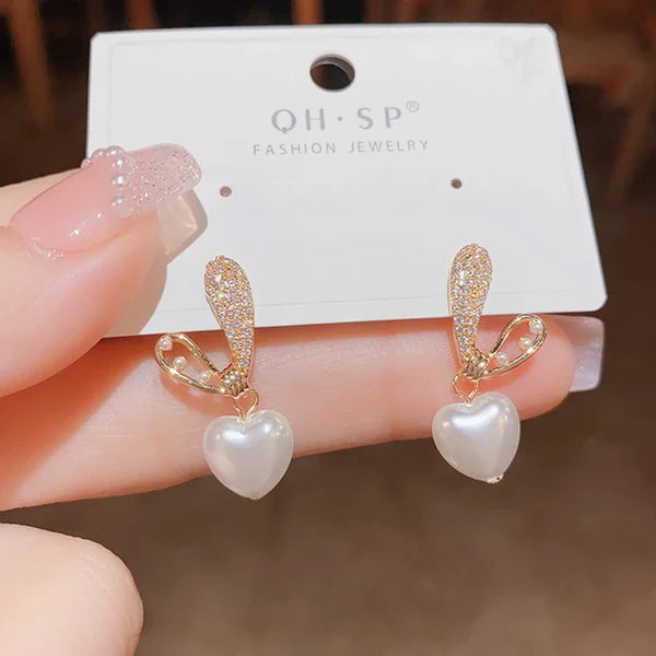 Tiny Heart Earrings
