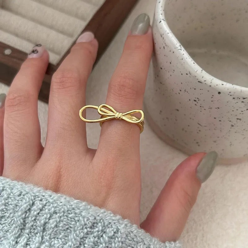 Betsy Bow Ring