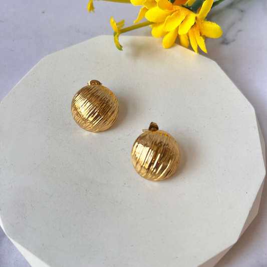 Mini Golden Studs