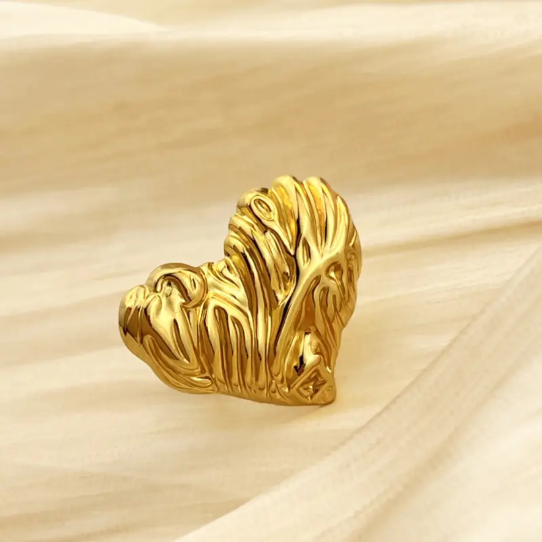 Bella Heart Ring