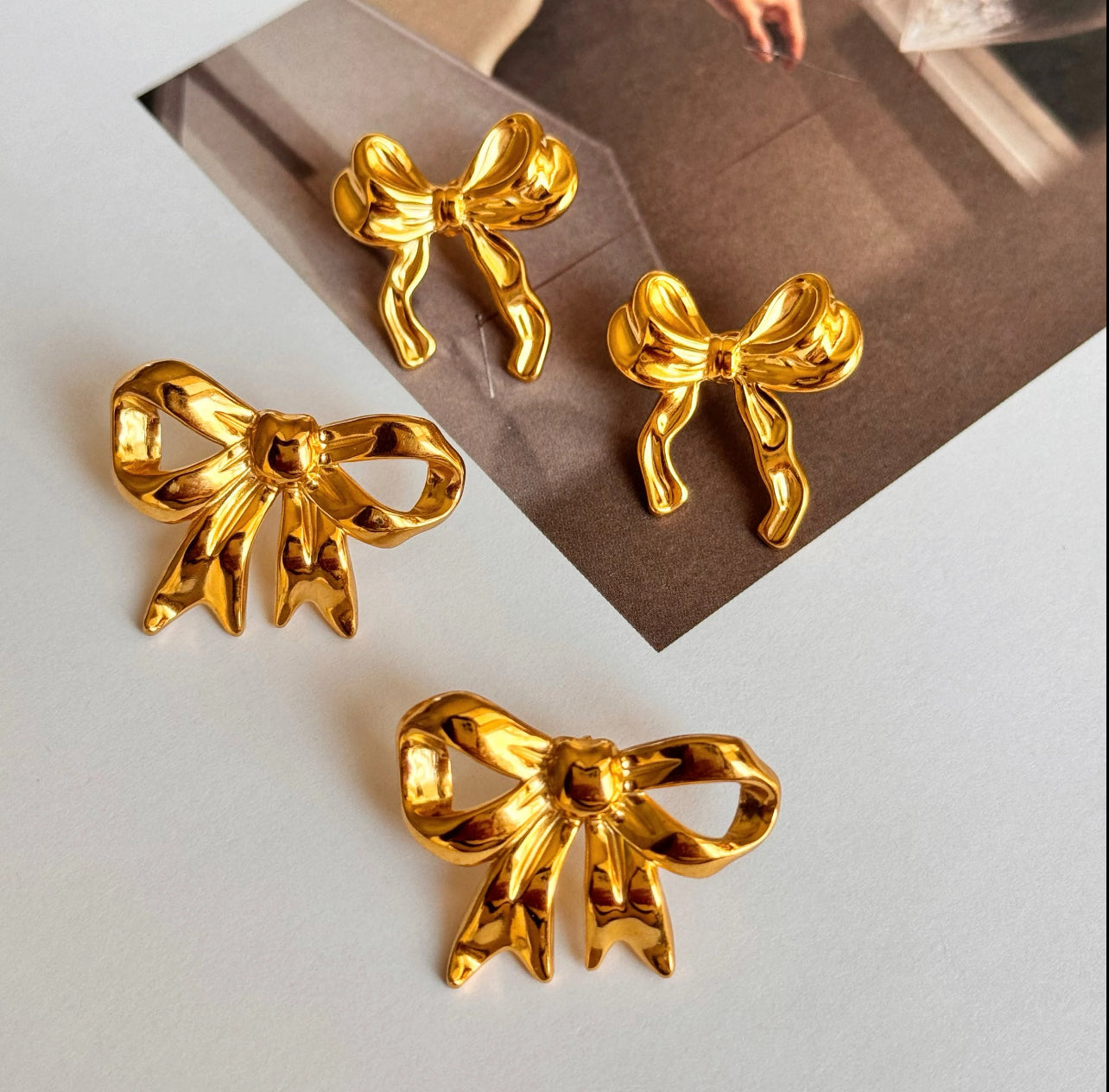 Nua Bow Studs