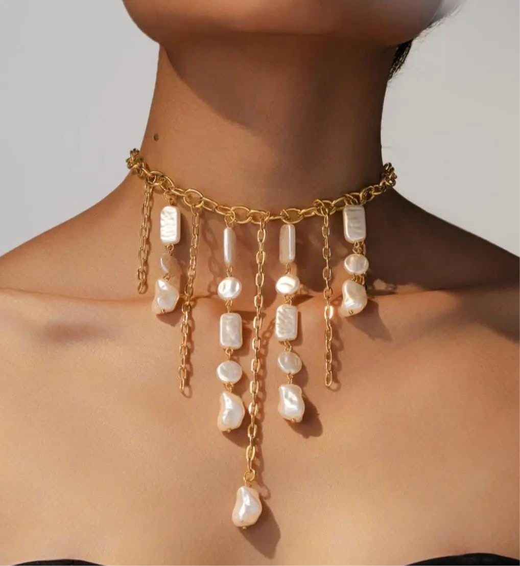 Moon Pearl Necklace