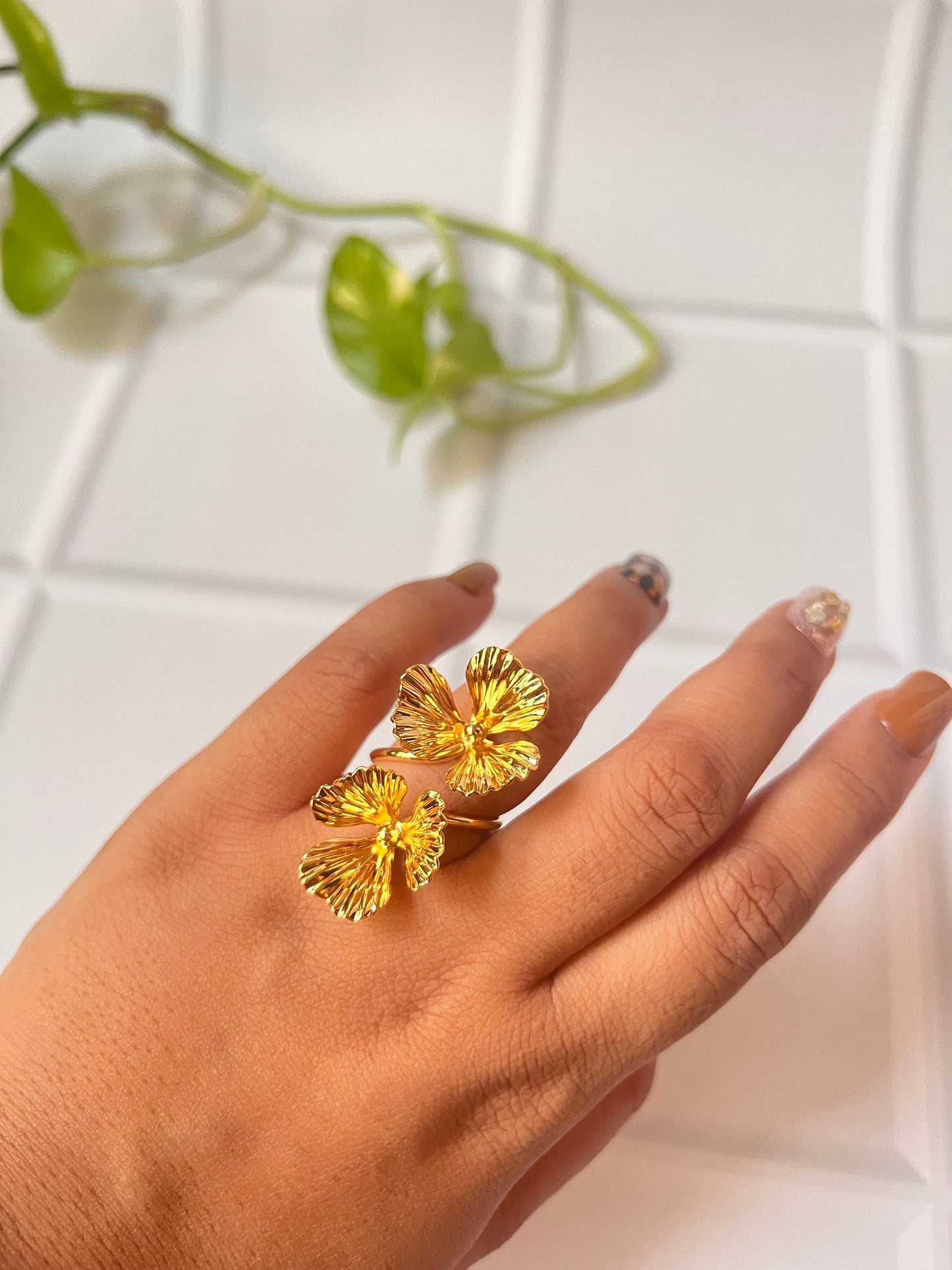 Mella Floral Ring