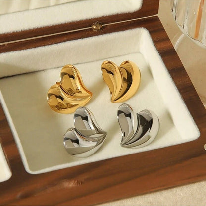 Tinsy Heart Studs - GOLDEN