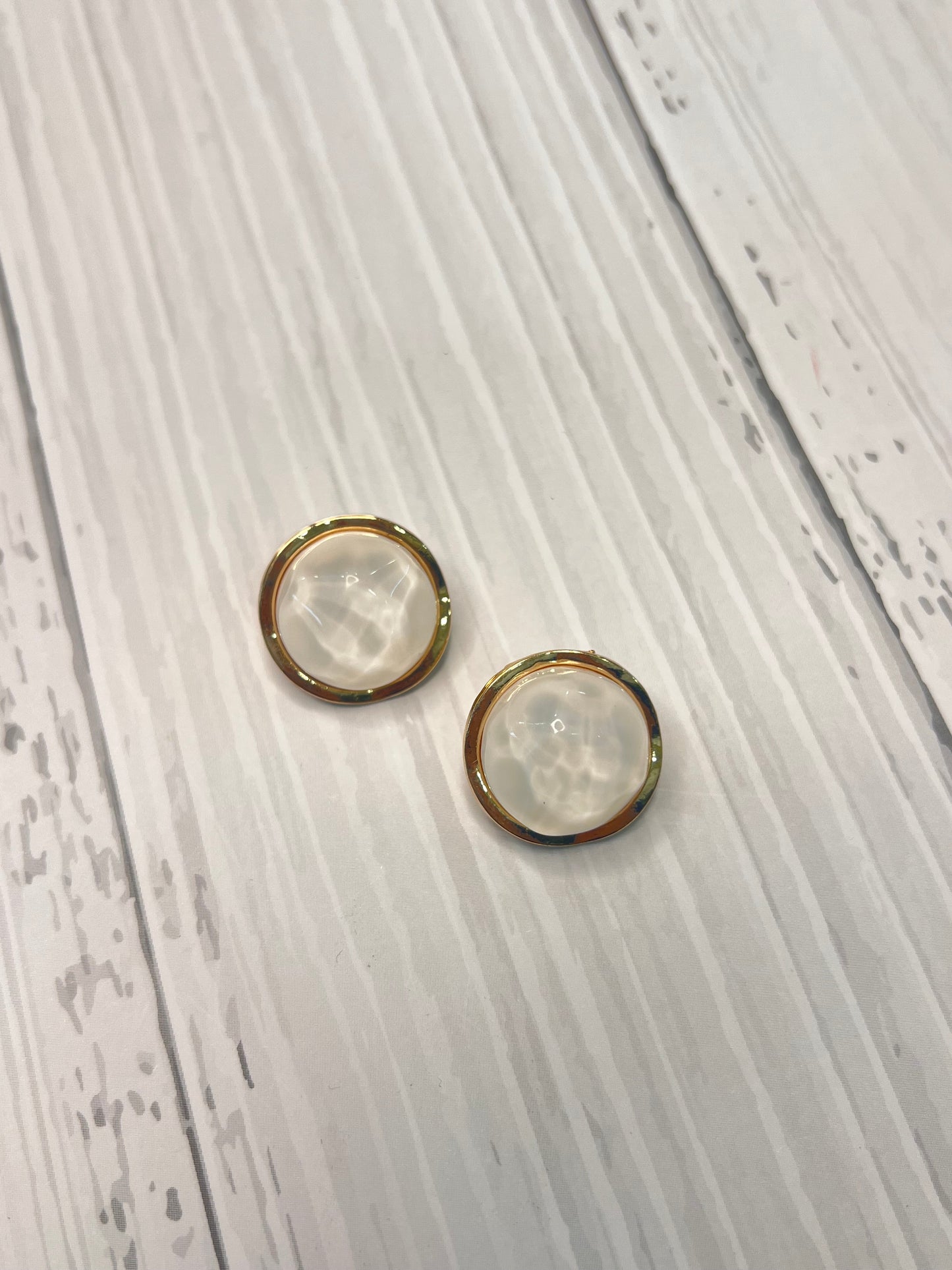 Bubble Studs