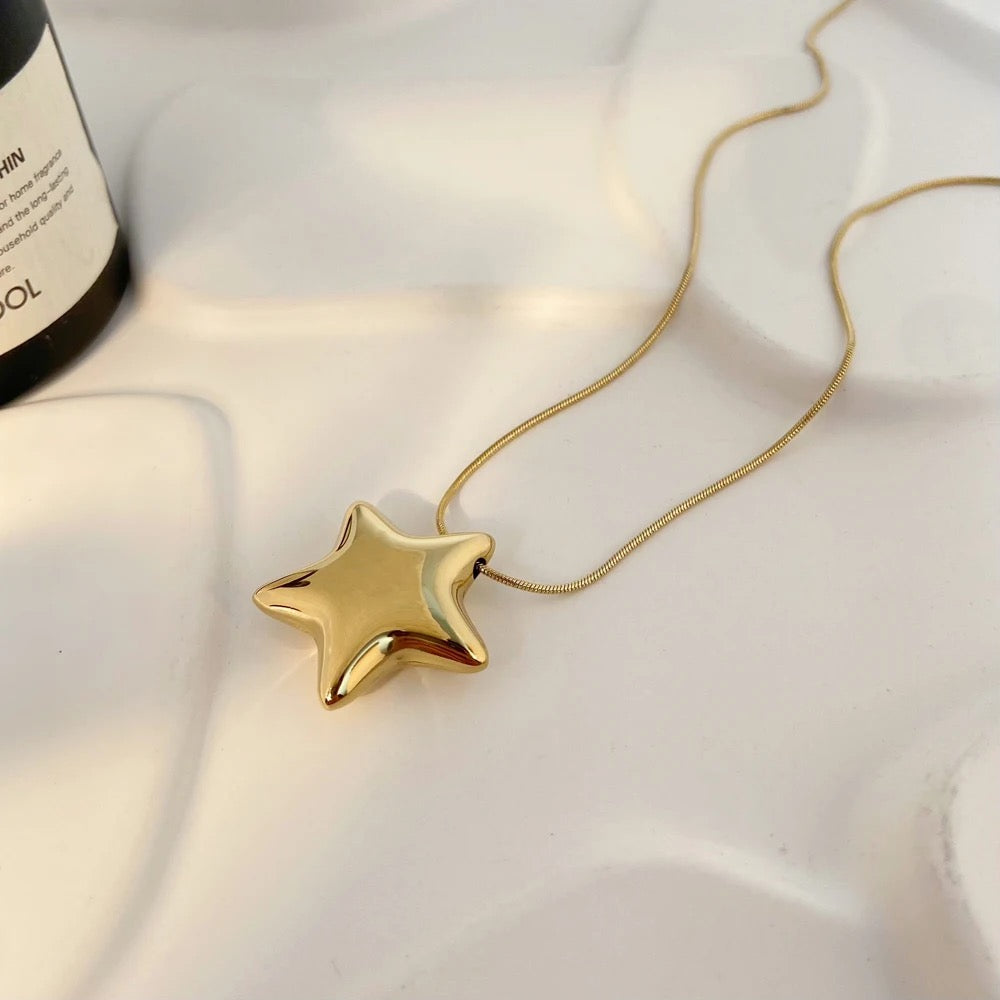 Stella Star Necklace