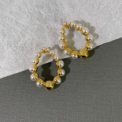 Ola Studs