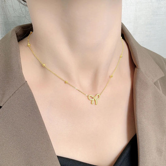 Lil Bow Necklace - Golden