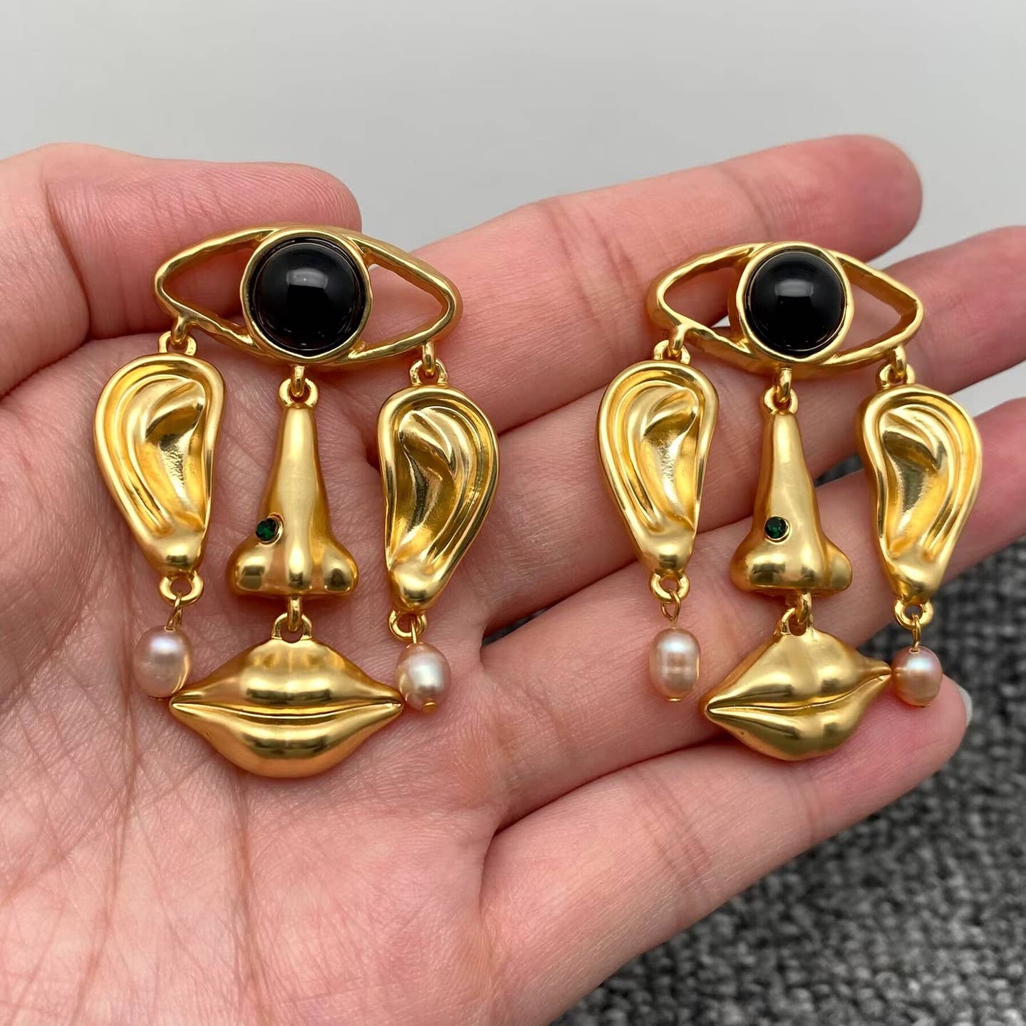 Sigma Danglers