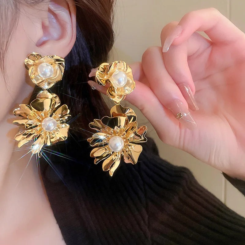 Bretta Floral Earrings