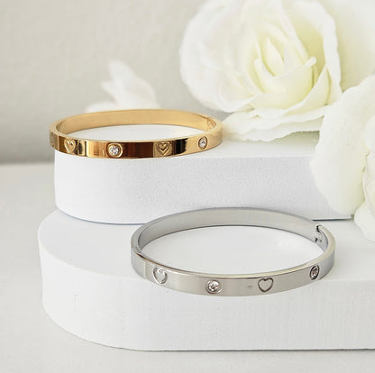 Cart Heart Bracelet