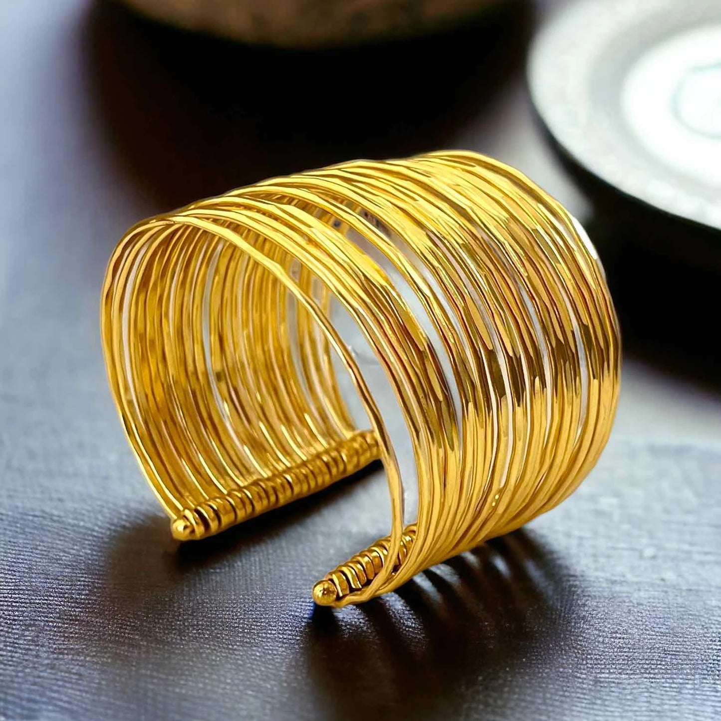 Rave cuff - Broad