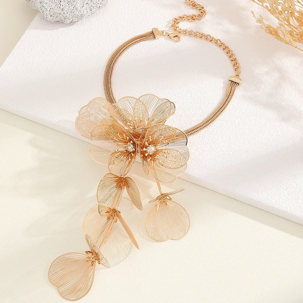 Melessa Floral Necklace