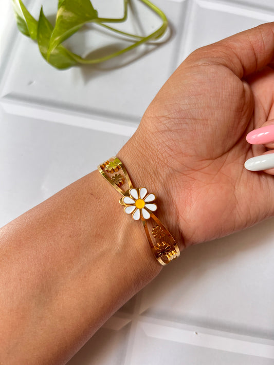 Daisy Handcuff