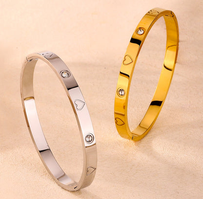 Cart Heart Bracelet