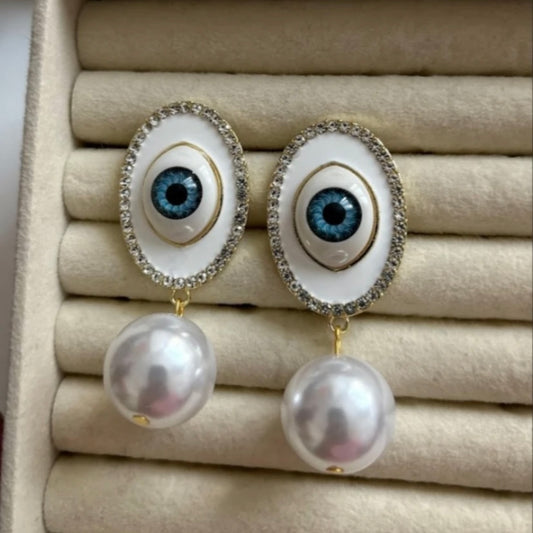Atria Studs