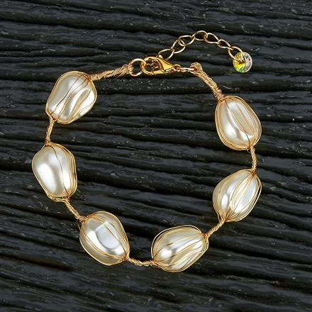 Twisty bracelet