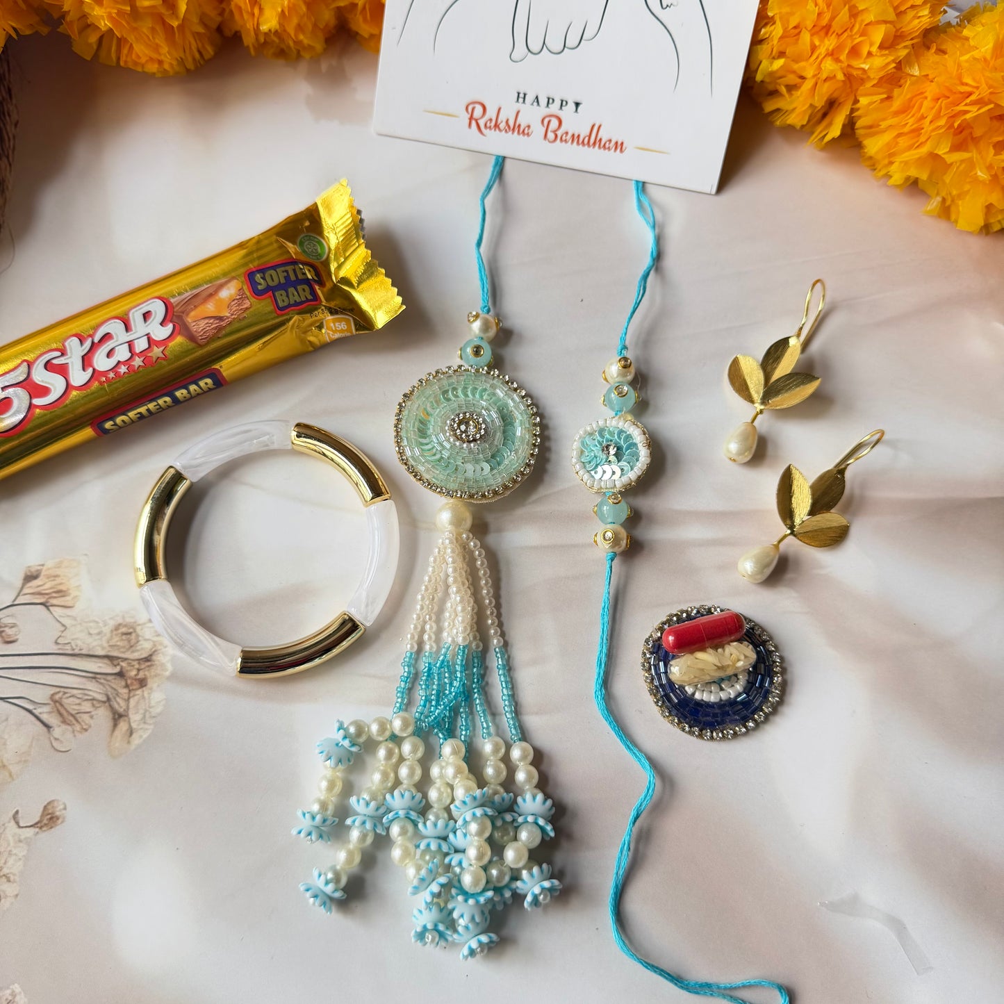 Love Rakhi set