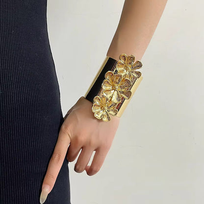 Marque Cuff