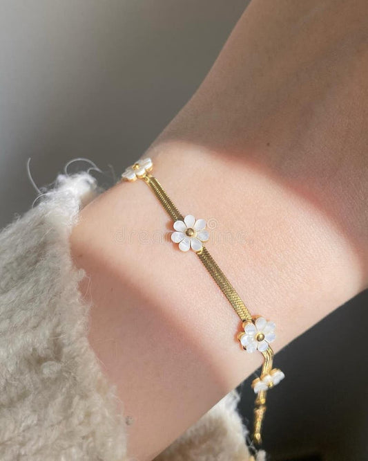 Clover Chain Bracelet