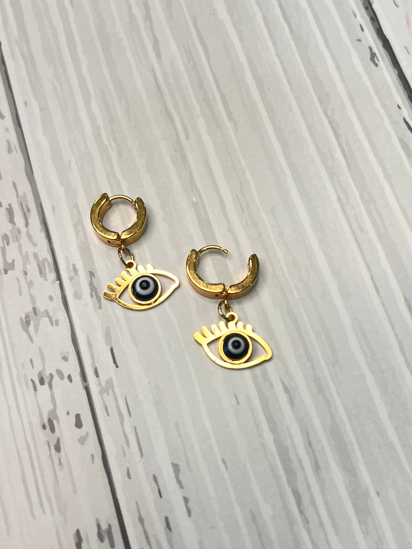 Evil eye mini earrings