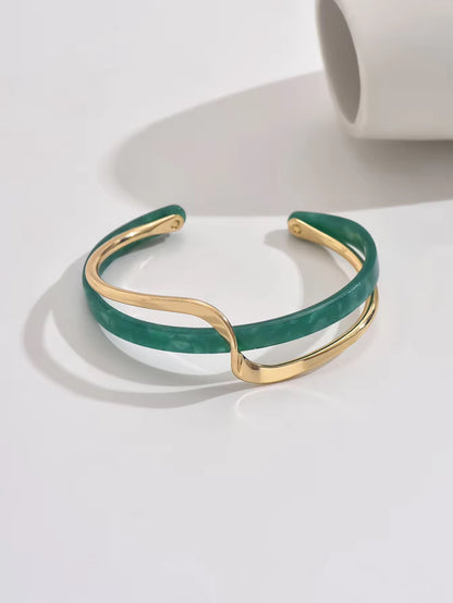 Ella Cuff