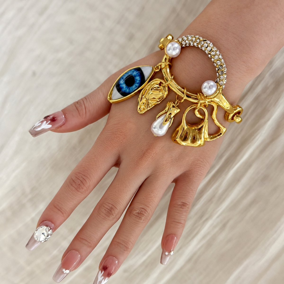 Cleo Charm Eye Bracelet