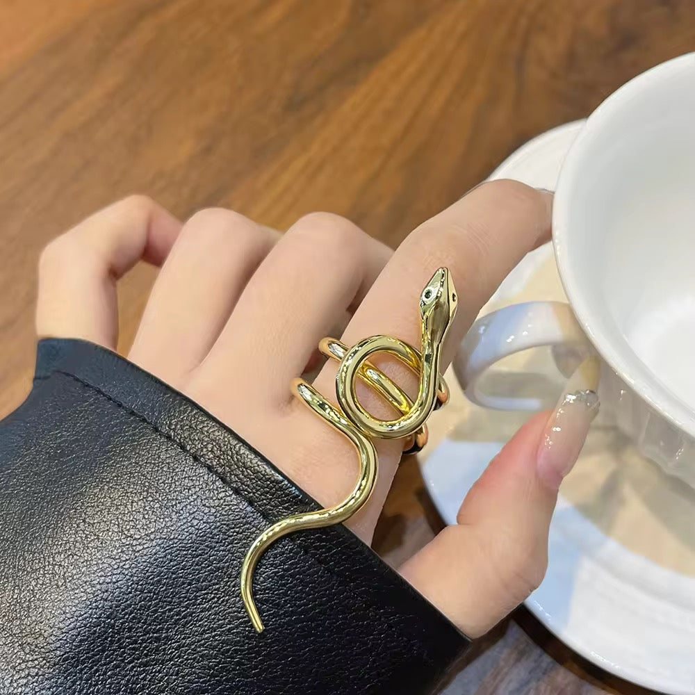Serpenti Ring