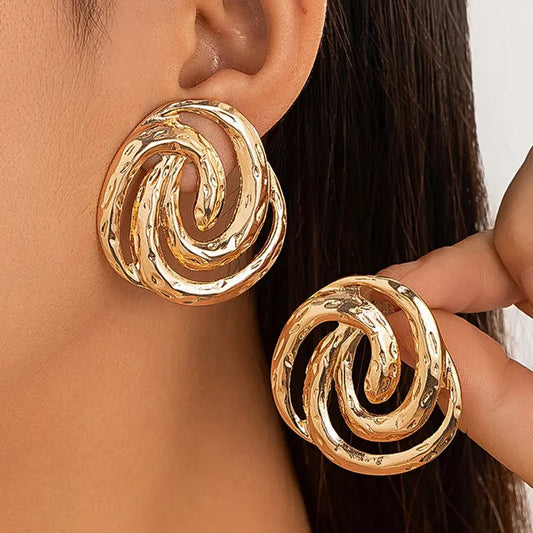 Swirl Studs