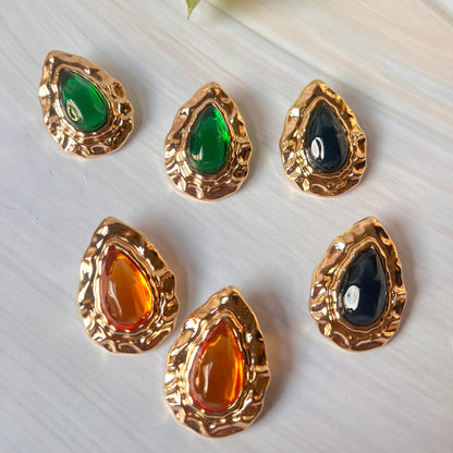 Tilak Studs