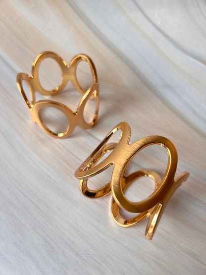 Macey Hand Cuff