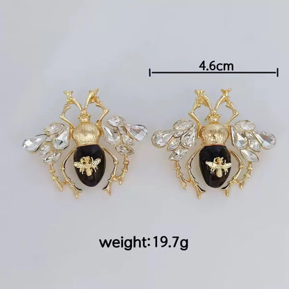 Chaze Bee Earring